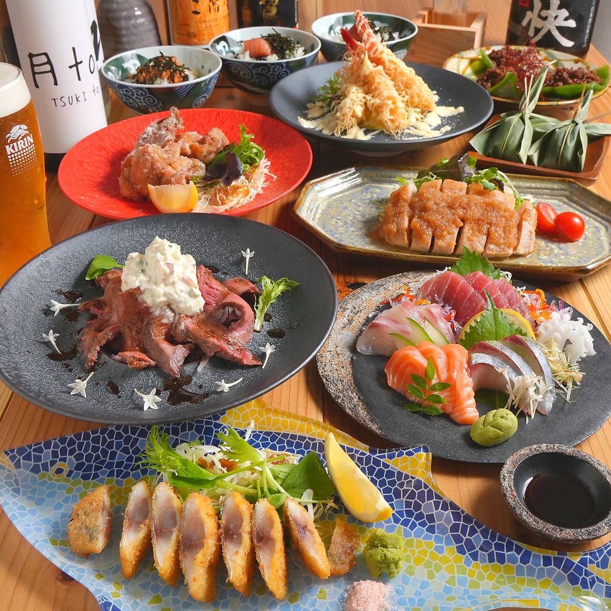 新鮮食材を使用したお刺身やレアアジフライが大人気◎