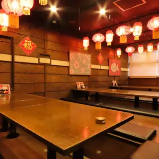 [For 11-12 people] Seating with a sunken table (horigotatsu)