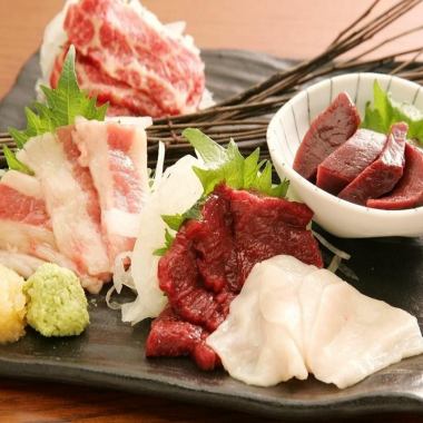 [Assorted horse sashimi 3 types and 5 types] The sashimi of horse-eating roast is just fresh! Excellent freshness! Our proud "Assorted horse sashimi"