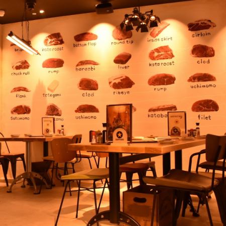 점내에는 말을 컨셉으로 한 일러스트가 ♪ 유머가있는 점내 ♪