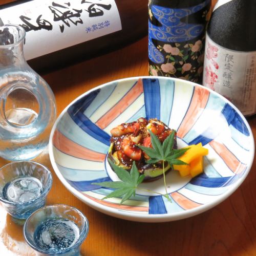仕入れからこだわり、新鮮食材で作る美しい創作料理