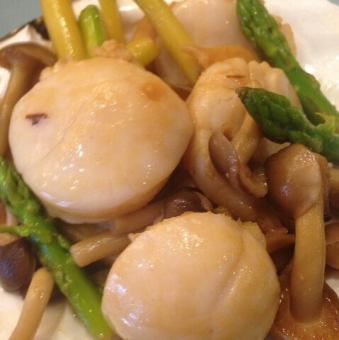 帆立ときのこのオイスターソース炒め