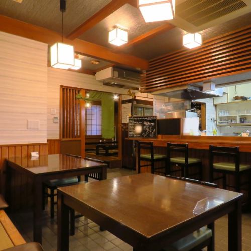 <p>【どんなシーンにも最適！】飲み会、宴会、女子会、デート、お一人様など、様々なシーンでご利用いただけます。落ち着いた雰囲気の中で、美味しい料理とお酒を堪能いただけます！</p>