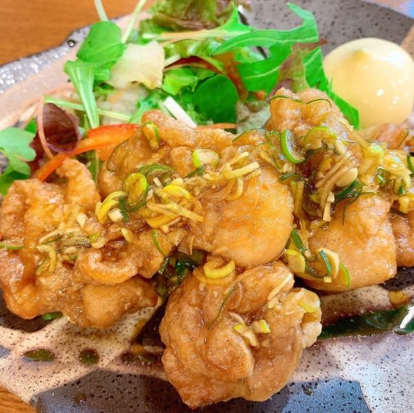 【◇ジューシーさがたまらない◇】素材にこだわった照り焼きとから揚げ