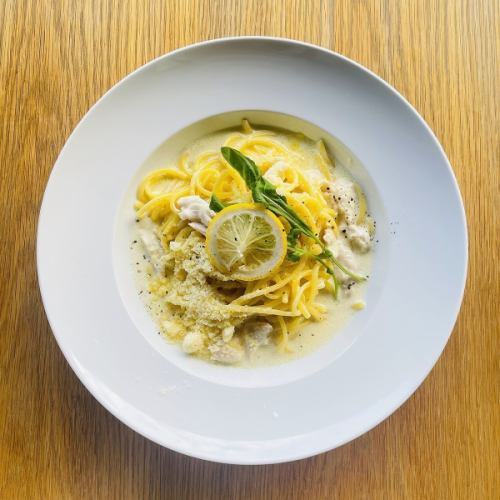 淡路島産生パスタを使ったパスタ　前菜・サラダ付き