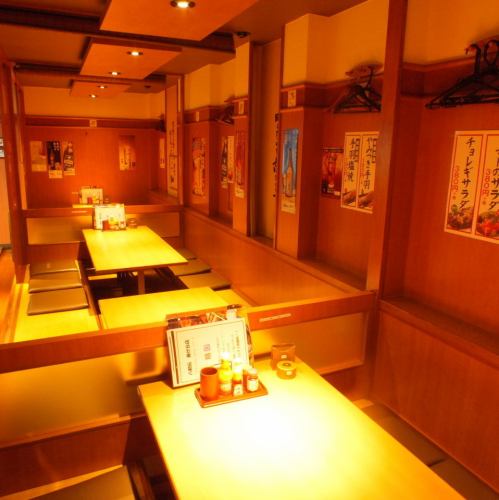 広々とした掘りごたつ座敷