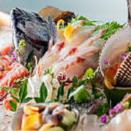 【平日3H、週末2H飲み放題付】人気メニューを全て揃えた全10品「歓送迎会コース」8000円(税込)