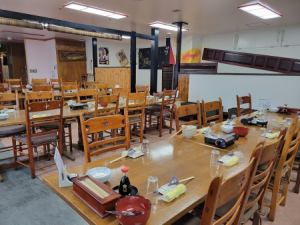 Seasonal cuisine and sake in a seat with atmosphere