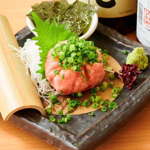 まぐろユッケ