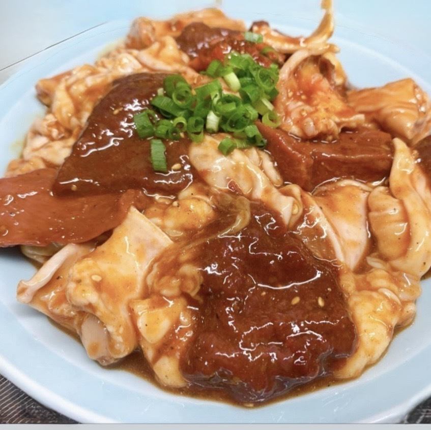 肉料理が旨い居酒屋！もつ焼き、肉刺しを最強のコスパでご提供！
