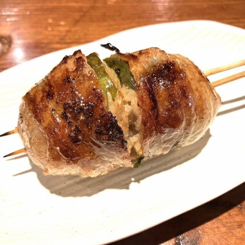 Charcoal-grilled meat-wrapped rice ball (1 piece)