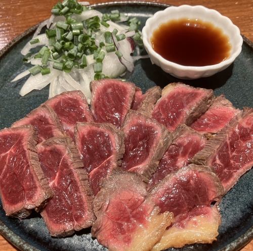 Seared beef thigh with sesame ponzu sauce