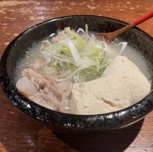 Braised beef tendon and hot spring tofu in salt