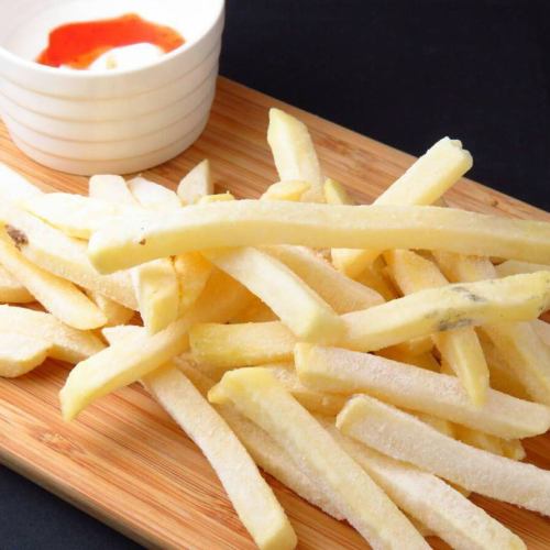 French fries, chili sour cream