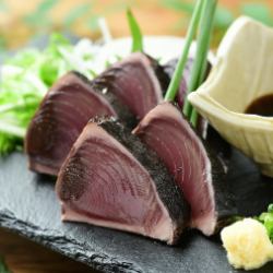 藁焼きカツオのたたき