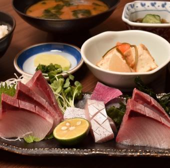 Three kinds of sashimi set meal