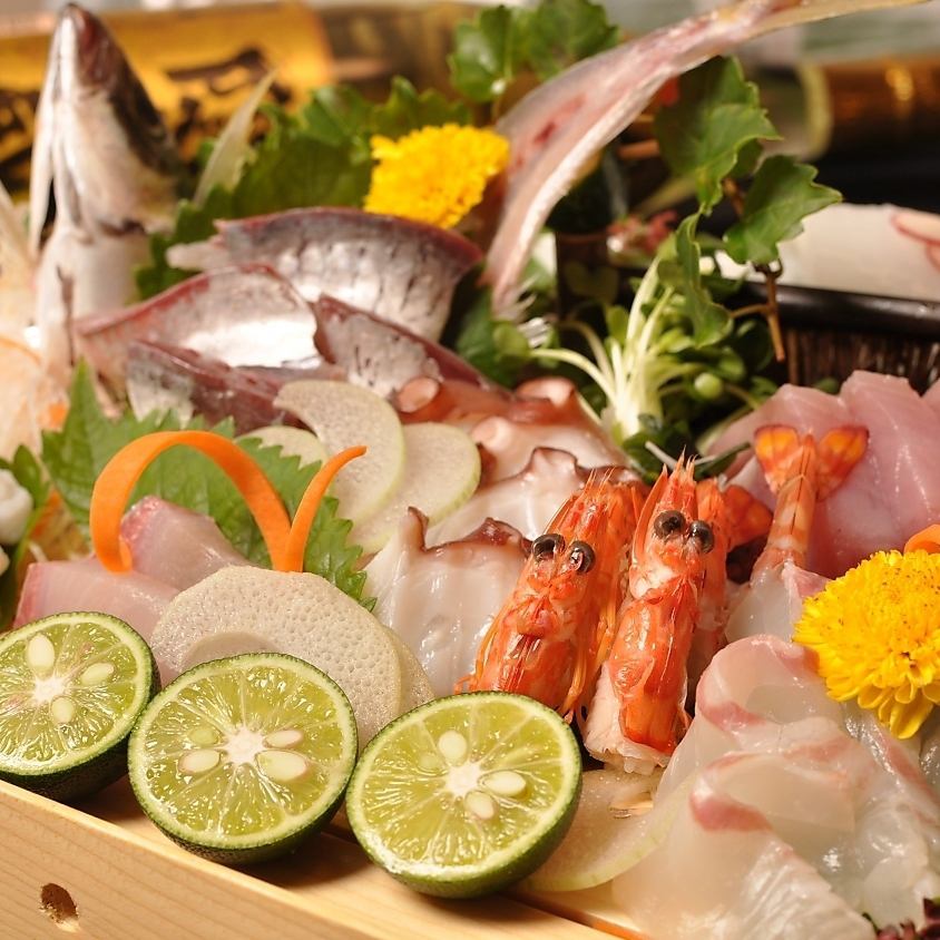There is a wide variety of fish.We always have more than ten types of sashimi in stock.