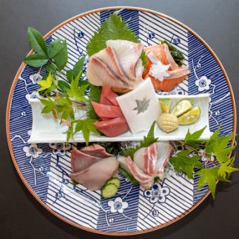 お刺身盛合せ(2～3人前)
