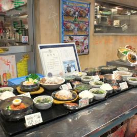 You can see the menu at a glance at the entrance ♪ You can enjoy authentic Korean food at lunch or dinner.The inside of the store has an atmosphere that makes you feel as if you are in Korea ♪ We have seats that can be used by one person or a large number of banquets.Please feel free to use!