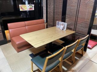 テーブル席　6人用