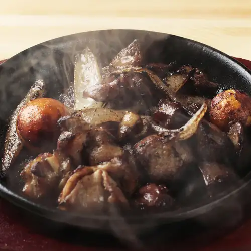 鶏モツ鉄板焼き～美唄風～
