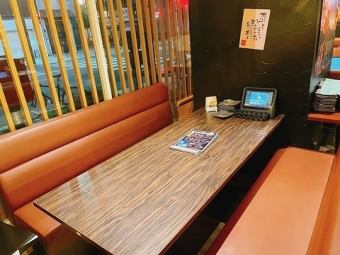 We have seating for 3 to 6 people.Everyone can have fun and enjoy delicious okonomiyaki together◎The photo shows a private room surrounded by a lattice.