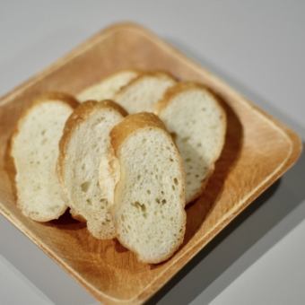 追加バゲット(4切れ)