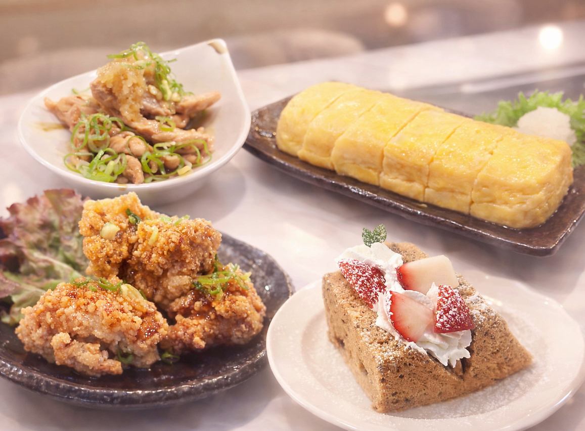 厳選した新鮮な錦爽どりを、清潔感のあるお洒落な店内でお召し上がりください。