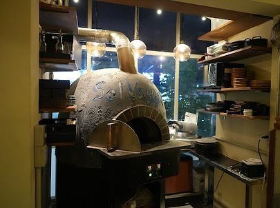 SelVaggio の店内は素敵な要素が満載‼️

天井の高さは5メートルと解放感溢れる空間は、結婚式の2次会や歓送迎会など大人数様でのパーティーに最適🎉🎉

さらに石窯で焼かれたピザはもちろん、お肉やお野菜、旬の食材たちは皆さん満足していただける美味しさです‼️

そして一枚板のカウンターに作られたお席は、気さくなバーテンダーと落ち着いた時間を過ごせるラグジュアリーな雰囲気です✨✨🥂

ぜひ一度ご来店下さい😄

SelVaggio's store is full of wonderful elements! ️

With a ceiling height of 5 meters, the open space is perfect for parties with a large number of people, such as wedding after-parties and farewell parties.

The seats on the counter made of a single piece of wood create a luxurious atmosphere where you can spend a relaxing time with the friendly bartender.

Please come and visit us 😄

#岡本イタリアン
#摂津本山イタリアン
#岡本窯焼き野菜の盛り合わせ
#摂津本山窯焼き野菜の盛り合わせ
#岡本飲み放題
#摂津本山飲み放題
#セルバッジョ
#selvaggio
#岡本ピザ
#摂津本山ピザ
#岡本バー
#摂津本山バー
#隠れ家
#居心地のいいお店
#selvaggio岡本
#セルバッジオ岡本
#selvaggio摂津本山
#セルバッジオ摂津本山
#selvaggioイタリアン
#セルバッジオイタリアン
#selvaggioピザ
#セルバッジオピザ
#摂津本山歓迎会
#摂津本山送別会
#岡本歓迎会
#岡本送別会