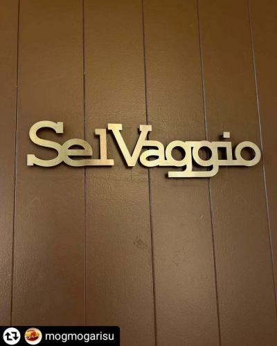 ご来店、ご紹介ありがとうございます✨

#リポスト - @mogmogarisu 
SelVaggio Forno(石窯)Dining×Bar
@selvaggio6655 

〒658-0072
兵庫県神戸市東灘区岡本1-3-17 
パッセージ岡本 2F
078-452-1817

営業時間	【月～木・日・祝】
17:00～翌3:00

【金・土・祝前日】
17:00～翌5:00

～22:00 ディナータイム（禁煙）
22:00～ バータイム（喫煙可）

※全フードメニューは24:00まで提供

定休日	年中無休

JR神戸線 摂津本山駅 徒歩3分
阪急神戸線 岡本駅 徒歩3分

クレジットカード利用	カード可
（JCB、AMEX、Diners、VISA、Master）
電子マネー可

#SelVaggioForno #摂津本山駅 #摂津本山ご飯 #摂津本山イタリアン #岡本駅 #岡本駅周辺 #神戸イタリアンディナー
#神戸グルメ#釜焼きピッツァ #釜焼きグルメ#バー
#お酒が楽しめる