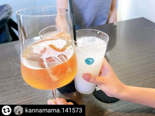 ご来店、ご紹介ありがとうございます✨

#リポスト - @kannamama.141573 
〈隠れ家的イタリアンダイニング＆バー〉

らせん階段を登って

扉をあけたら　びっくりしちゃった！

そこは　本当に　バー

カウンターが　目に飛び込んできた

でも　奥には　テーブル席も

⚫︎本日の釜焼き野菜

ズッキーニ　水ナス　万願寺とうがらし

オクラ　えだまめ

どれも　甘みがあって

ひきたてられてる感じ

⚫︎明石タコと夏野菜の菜園風ピザ山椒風味

タコが　ごろごろ

野菜も　大きくて　いい感じ

パプリカとズッキーニ

⚫︎水牛モッツァレラのマルゲリータ

チーズがおいしいって　娘っ子

子連れでも　ちょっとずつ

大人なお店に　行けるようになってきた

今度は夫婦だけで　カウンターで

カクテルを　楽しみたいな

*-*-*-*-*-*-*-*-*-*-*-*-*-*-*-*-*-*-*-*-*-*-*-*-*-*-*- 

SelVaggio Forno(石窯)Dining×Bar

〒658-0072
兵庫県神戸市東灘区岡本1-3-17 パッセージ岡本 2F

078-452-1817

*-*-*-*-*-*-*-*-*-*-*-*-*-*-*-*-*-*-*-*-*-*-*-*-*-*-*- 

#SelVaggioFornoDining
#摂津本山イタリアン
#摂津本山バー
#岡本イタリアン
#岡本バー