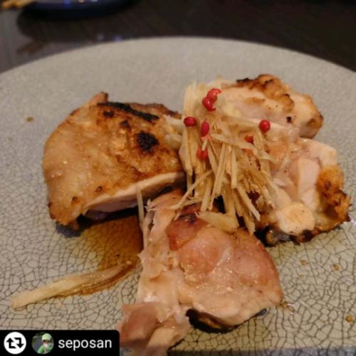 感谢您的来访和介绍我们✨

#转发 - @seposan
今天，我因公关请求拜访了濑津本山著名的意大利餐厅 SelVaggio Forno Dining×Bar（@selvaggio6655）。

选择一家意大利餐厅相当困难。
我相信很多人是根据口口相传来参观的，但却发现他们的体验与预期不同。

●石炉披萨的魅力🍕
在这种情况下，我们自信地推荐一家供应在石炉中烘烤的正宗那不勒斯披萨的餐厅。
披萨采用石炉精心烤制，轻盈蓬松的面团、酥脆的口感堪称绝品，每一口都让人感到幸福。
面团本身就很美味，其简单而浓郁的风味让人想吃不止一个。
这种特殊的质地和风味只有在石炉中才能实现，并且很难在家中重现。毫不夸张地说，热量本身就是调味品。
我们希望你们都会喜欢 Selvaggio 的传统那不勒斯披萨。

●签约农户直送的新鲜蔬菜❗️🥦🍅🍆🥕🫑
Selvaggio 使用从签约农户直送的新鲜蔬菜。
大约 30 年来，我几乎每周都会去一家直销蔬菜店，但当我的孩子还小的时候，由于过敏，他们能吃的东西非常有限。但他们却开心地吃着直销店的新鲜蔬菜，说“真好吃！”
在意大利菜肴中，蔬菜通常被认为是配角，但实际上却是主角。
Selvaggio 致力于发挥食材最佳品质的真诚态度在此显而易见。

●夏天吃意大利菜最好❗️🌞⛱️🏝️
意大利菜非常适合夏天✨️
🫒除了橄榄油的抗氧化特性外，在强烈的夏日阳光下生长的蔬菜富含天然产生的抗氧化剂。
意大利美食有利于抗衰老和保持健康，非常适合一年中的这个时候👍️✨️。
天气这么热，做饭又这么麻烦😮‍💨我相信你们中的很多人都觉得最近没有好好吃饭🥴。
那么，为什么不以健康又美味的方式享用 Selvaggio 的意大利美食呢？

●交通便利❗️🚃
该店距离JR濑津本山站或阪急冈本站有3分钟的步行路程。
您可以在热得大汗淋漓之前到达凉爽的商店。

[地址] 〒658-0072
兵库县神户市东滩区冈本1-3-17 冈本通道2楼
[营业时间]
（周一至周四、周日及公众假期）17:00至15:00
（周五、周六、节假日前）下午5点至凌晨5点
晚餐时间～22:00（禁烟）
22:00~酒吧时间（可吸烟）
【休息日】全年无休
[电话] 078-452-1817
[停车场] 无（附近有收费停车场）
【使用权】
从JR神户线濑津本山站步行3分钟
从阪急神户线冈本站步行3分钟

#PR #SelVaggioForno #SettsumotoyamaStation #SettsumotoyamaFood #SettsumotoyamaItalian #OkamotoStation #AroundOkamotoStation #KobeItalianDinner