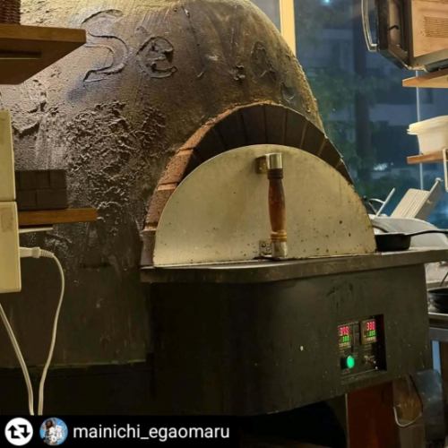 ご来店、ご紹介ありがとうございます✨

#リポスト - @mainichi_egaomaru 
.
岡本にある【SelVaggio FornoDining×Bar】さんへ
お邪魔してきました✌🏻⋆͛🩷

岡本と摂津本山の間にあるお店で利便性抜群の距離😳😳

今回頂いたのは
〇窯焼き野菜5種盛り合わせ
＜ズッキーニ・水ナス・万願寺とうがらし・山芋・原木
椎茸》
〇丹波鶏ももの焼き 200g
＜針生姜と中国醤油のソース＞
〇明石タコと夏野菜の菜園風ピザ山椒風味
○水牛モッツァレラのマルゲリータ

ピザ🍕のメニューもお洒落で1品の種類も豊富⋆⸜🌷⸝‍
個人的にピザが美味しいのはもちろんのこと
釜焼き野菜の5種盛りが大絶品で😳😳💗
高温の釜で焼かれてるから甘みと旨味が抜群で
美味しすぎて最高でした🫶🫶

お客さんも、老若男女問わずに沢山来てて
ほんとに地元に愛されてるお店なんだなあ〜とひしひし☺️♡

朝方まで営業されているみたいなので
皆様もぜひ遊びに行ってみてください🫶

📍兵庫県神戸市東灘区岡本1-3-17 パッセージ岡本 2F

#岡本グルメ#岡本#酒は飲んでも飲まれるな#居酒屋#居酒屋グルメ#酒すたぐらむ#岡本ランチ #ピザ#fff#ごはん#いいねで気になった人フォローする#グルメ女子 #グルメ部  #グルメ旅#ご飯屋さん#ごはん日記#旅行#グルメスタグラム#酒スタグラム #酒の肴 #ナポリピッツァ #ナポリ #ごはんぐらむ #vlog  #梅田 #大阪  #西宮 #pr