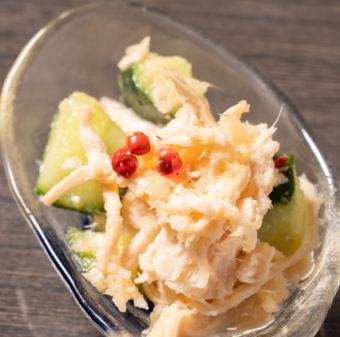 きゅうりと蒸し鶏の冷製 ネギソース