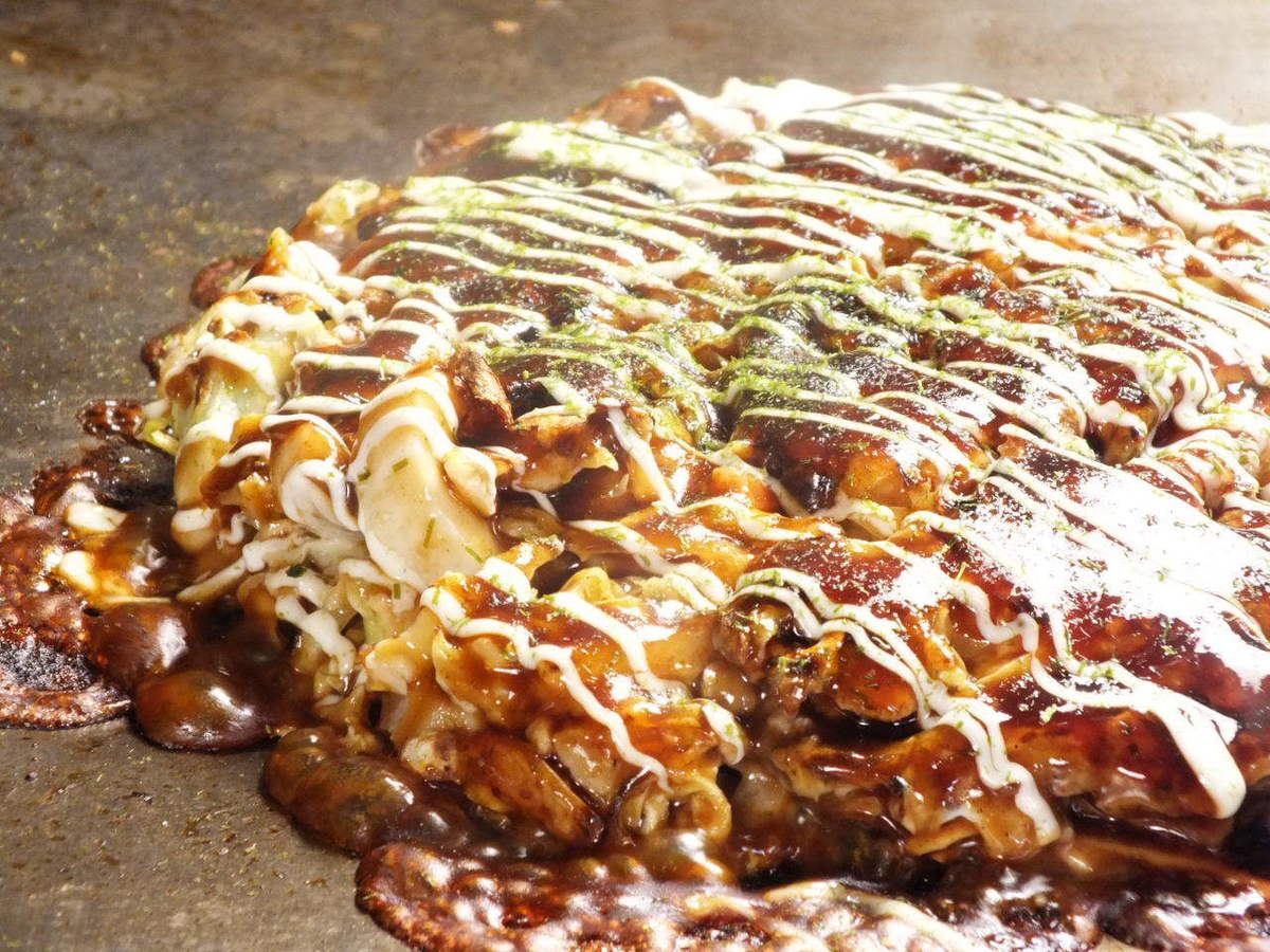 A relaxingly relaxing space, an okonomiyaki restaurant where families can also enjoy a lot of fun.