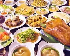 前菜からメインまで全100品が食べ飲み放題2399円(税別)～♪