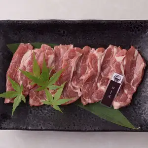 生ラム肩ロース100g