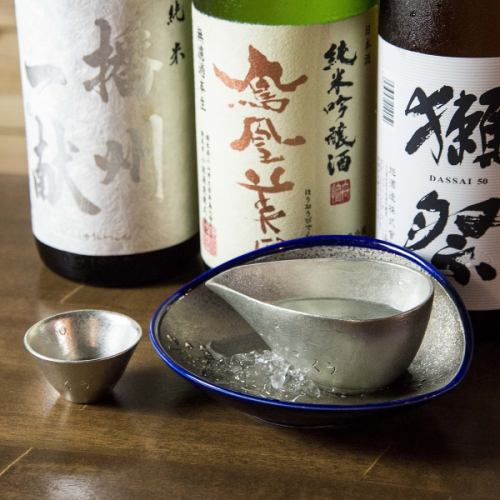 Selected sake selected from various parts of the country to suit dishes using seasonal ingredients!