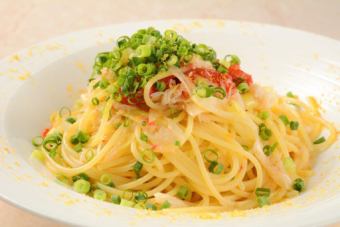 Snow crab and green onion oil-based spaghettini