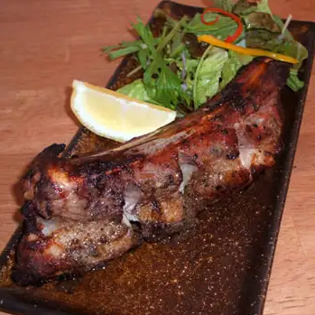 ジャマイカの伝統的な料理　ジャークスペアリブ（1本）