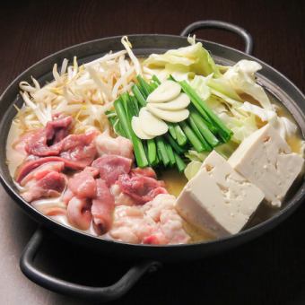 맛을 선택할 수있는 3 종류! 국산 와규 모츠 냄비 (간장 · 한국식 치게 · 돼지 뼈) 코스 4000 엔 (요리 만)