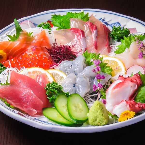 ≪Today's Sashimi≫ We offer seasonal fish landed in the nearby sea! Enjoy fresh seafood selected by our connoisseurs ♪ Also available as a course!