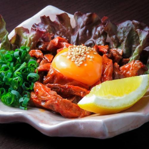 馬肉ユッケ