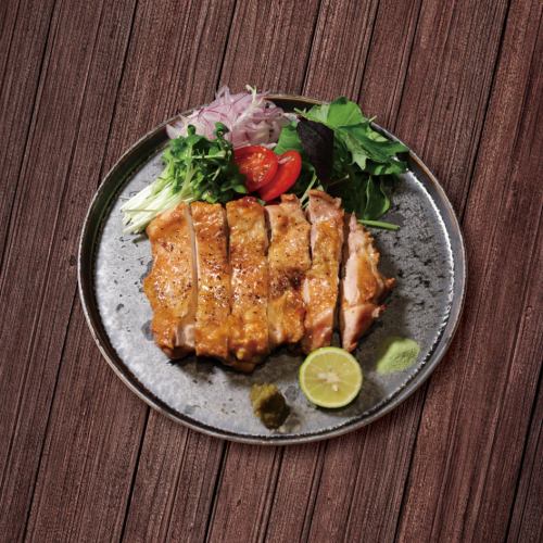 아침 닭 허벅지 고기 한 장 구이