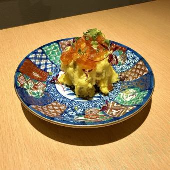いくらがのったIRIHAIポテトサラダ