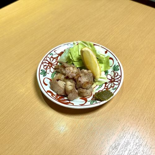 所沢牛ホルモンの炭火焼き