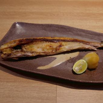 北海道産根ホッケの炭火焼き 半身