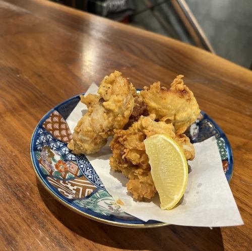 鶏モモからあげ