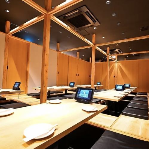 完全個室や喫煙席◎最大120名様迄OKな宴会個室有り◎漁港直送の鮮度抜群のお刺身も！