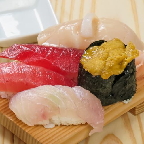 新鮮なネタのお寿司も人気